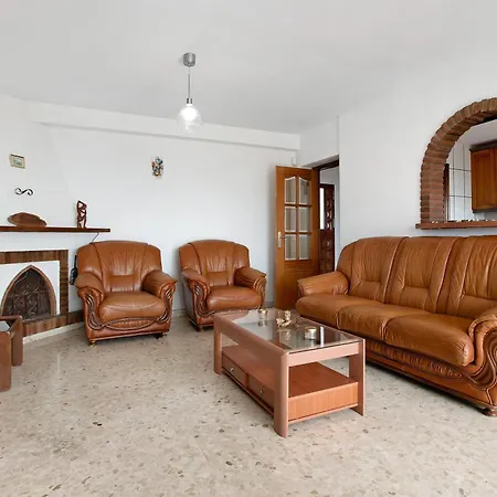 Casa Torremuelle בית נופש בנאלמדנה
